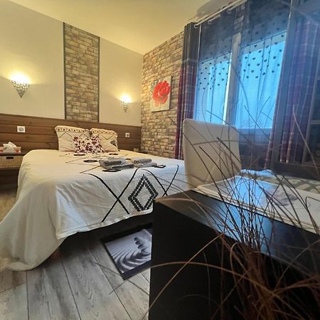Chambres D'Hotes Le Saint Victor - Provence, Vaucluse Pernes-les-Fontaines Bagian luar foto