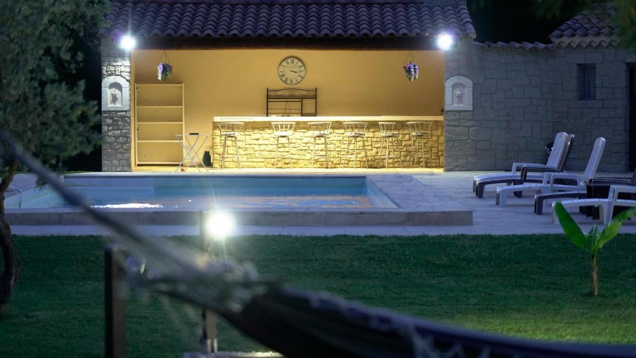 Chambres D'Hotes Le Saint Victor - Provence, Vaucluse Pernes-les-Fontaines Bagian luar foto