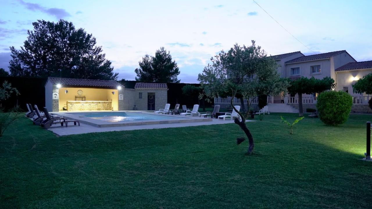 Chambres D'Hotes Le Saint Victor - Provence, Vaucluse Pernes-les-Fontaines Bagian luar foto