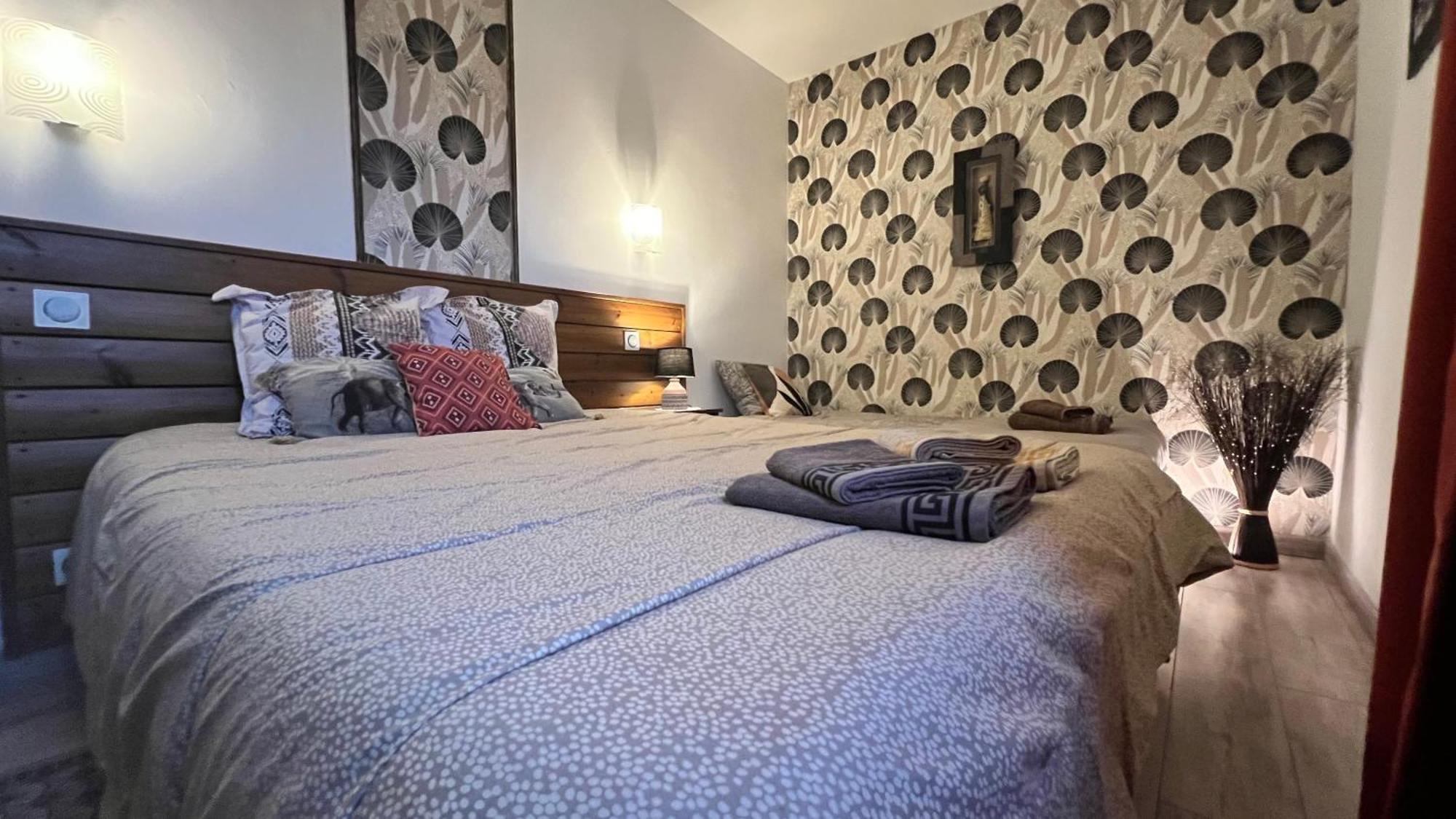 Chambres D'Hotes Le Saint Victor - Provence, Vaucluse Pernes-les-Fontaines Bagian luar foto